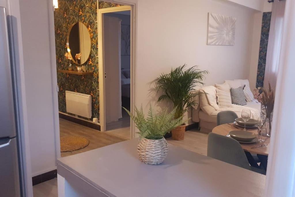 *cosy* Spacieux * Entree Autonome* Centrale* Appartamento