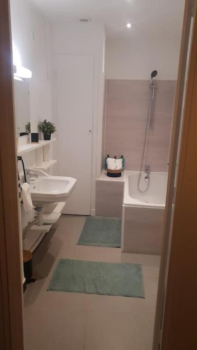 *cosy* Spacieux * Entree Autonome* Centrale* Apartment Avignon